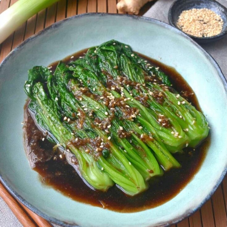 Chinese Spinach Salad with Ginger Dressing
