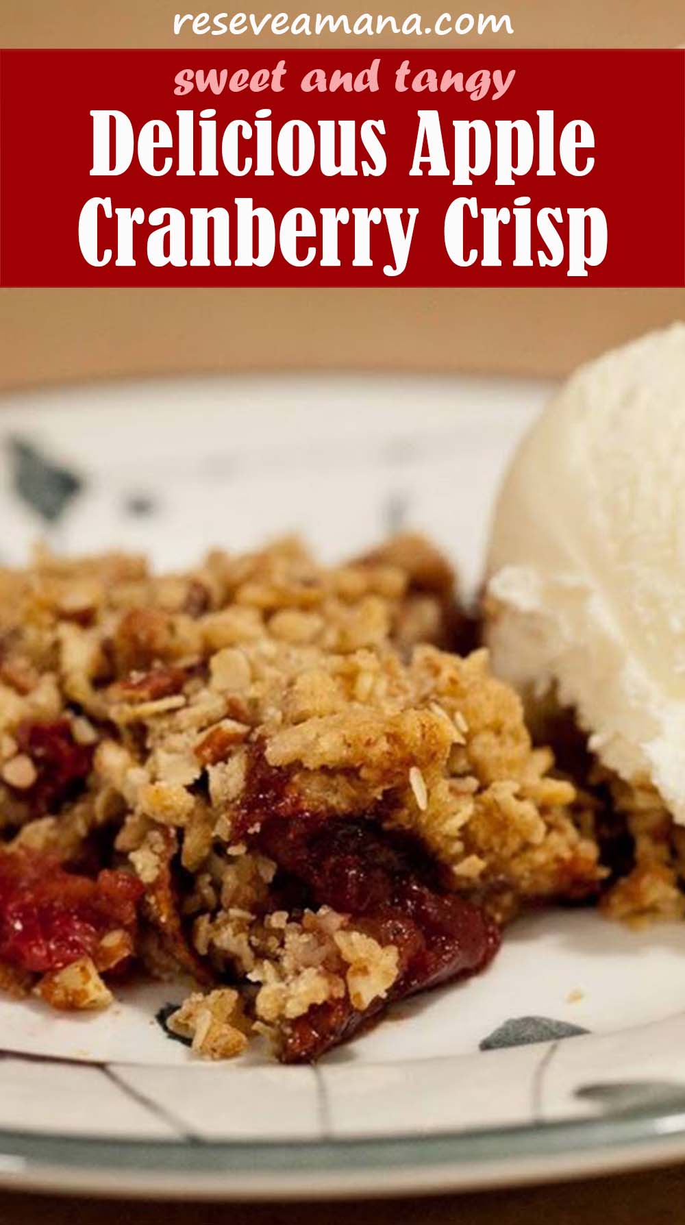 Delicious Apple-Cranberry Crisp