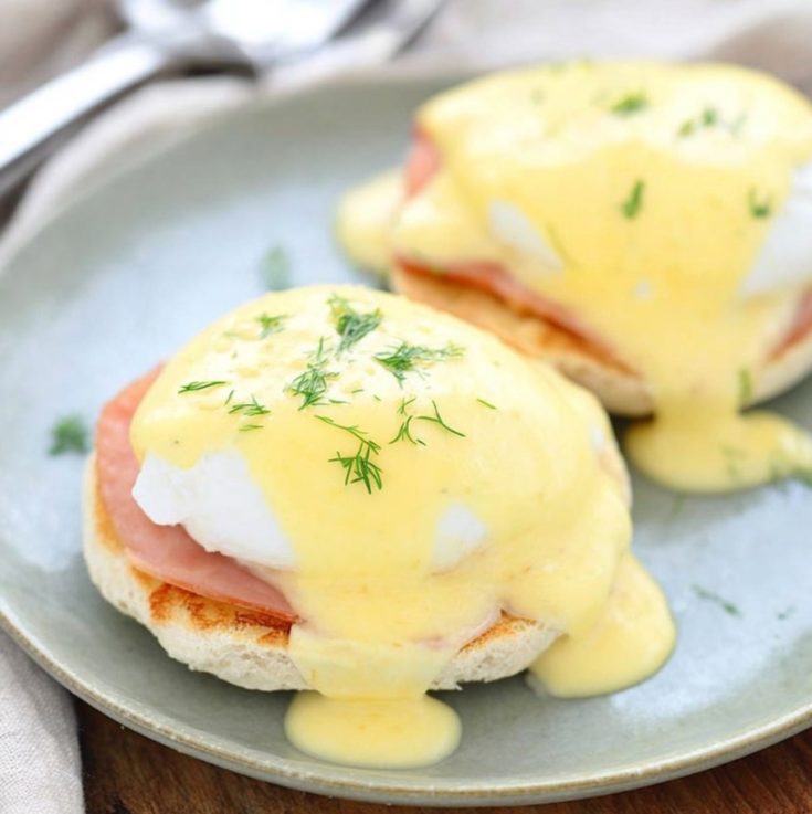 Eggs Benedict with Hollandaise Sauce