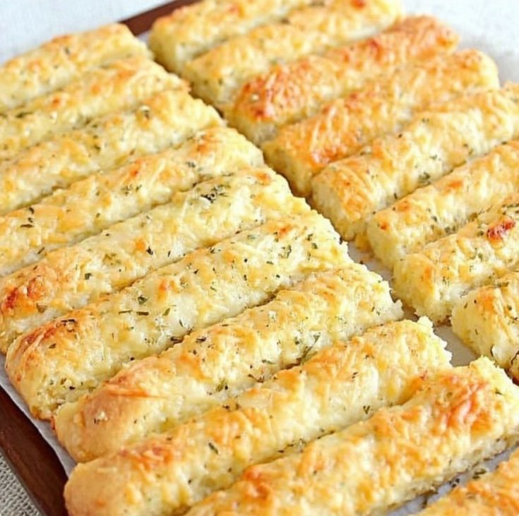 Homemade Cheesy Garlic Breadsticks