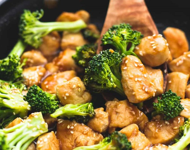 One Pot Keto Sesame Chicken and Broccoli