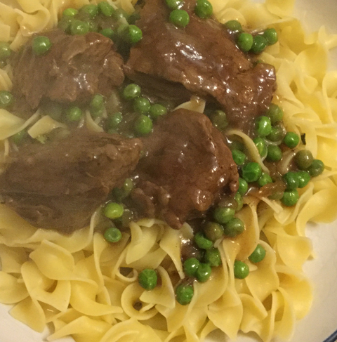 Easy Grandma's Classic Beef and Noodles
