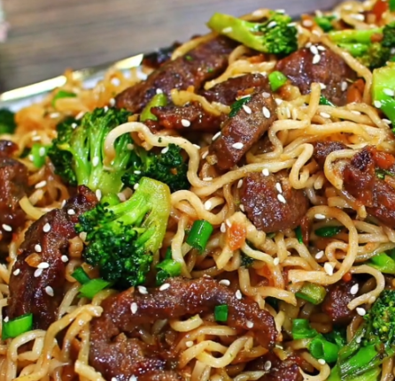 EASY Beef and Broccoli Stir Fry Noodles