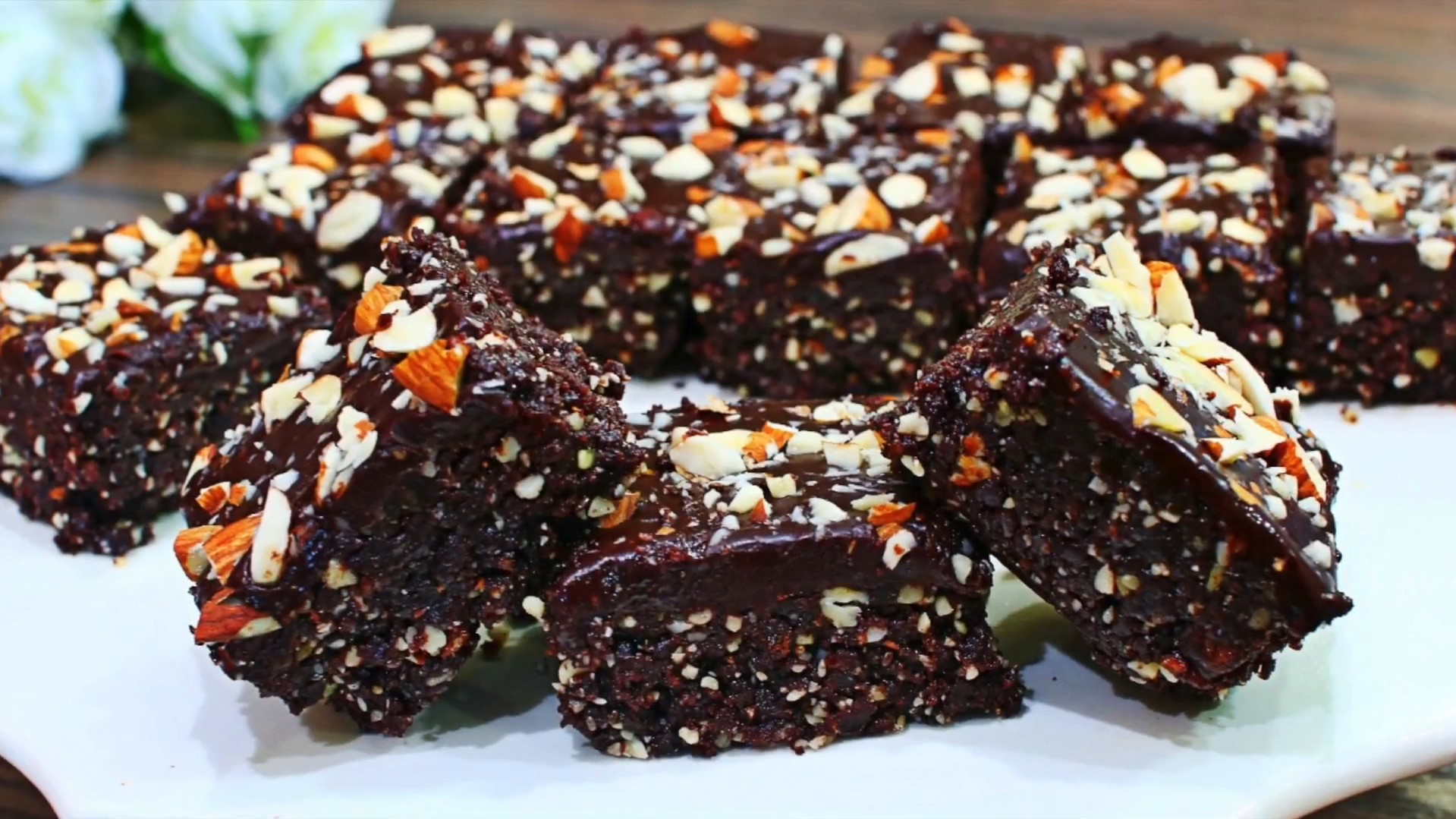 Easy Healthy No-Bake Brownies Recipe