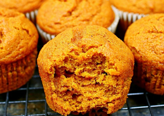 Super Fluffy Pumpkin Muffins Recipe