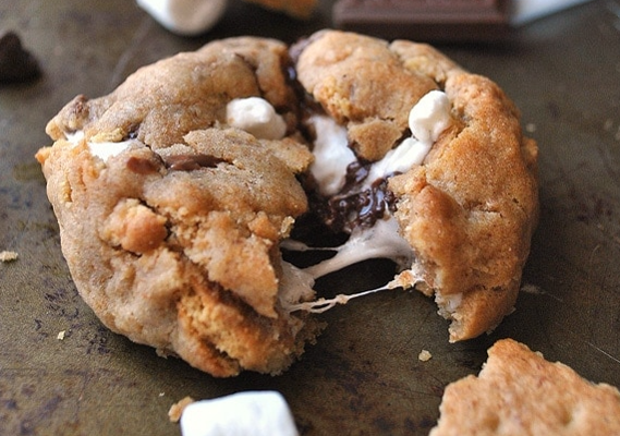 Delicious S'mores Cookies